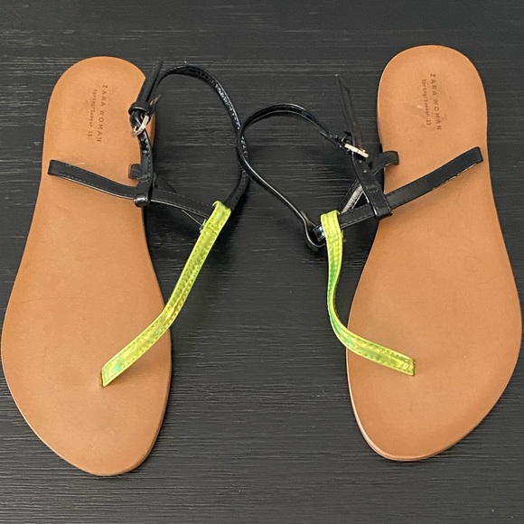 Zara thongs sandals like new condition
